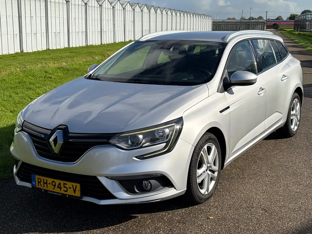 Renault Megane 2018 из Европы — купить под ключ