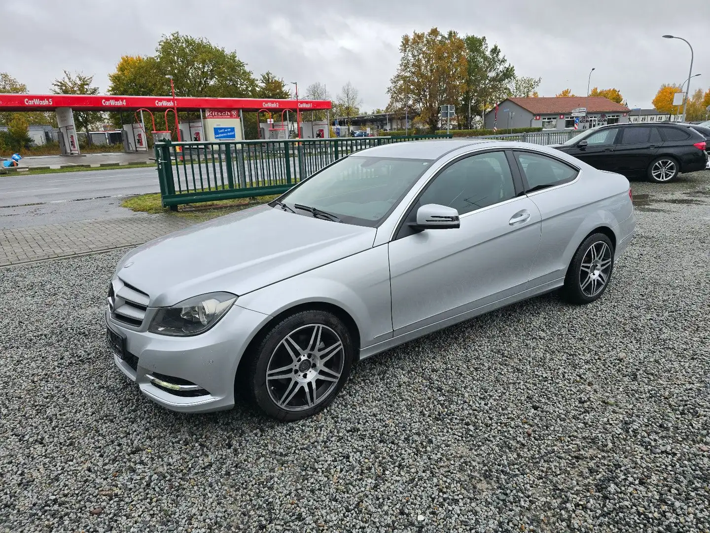 Mercedes-Benz C 180 C -Klasse Coupe C 180 CGI BlueEfficiency Silber - 1