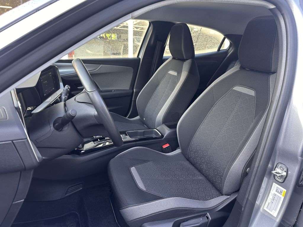 Opel Mokka E