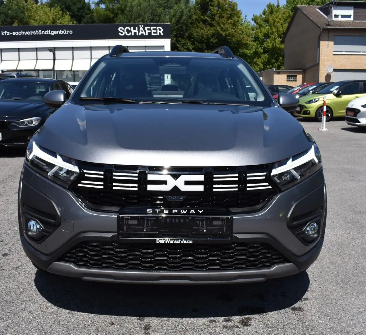 Dacia Sandero III Stepway Expression TCe90 CVT SOFORT Grau - 2