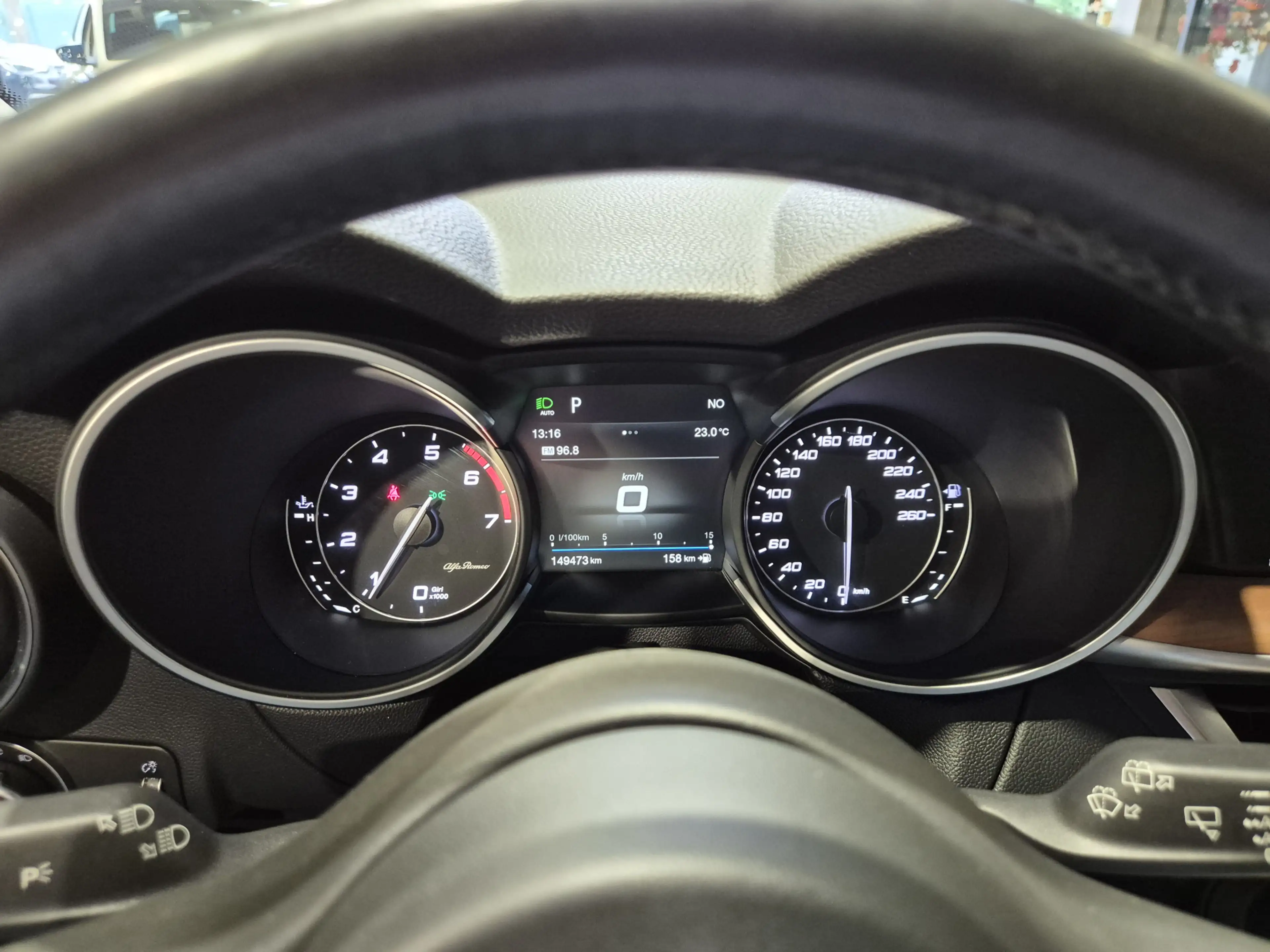 Alfa Romeo Stelvio 2.0 T AWD Veloce Panorama | Harman-Kardon | Camera — photo 41