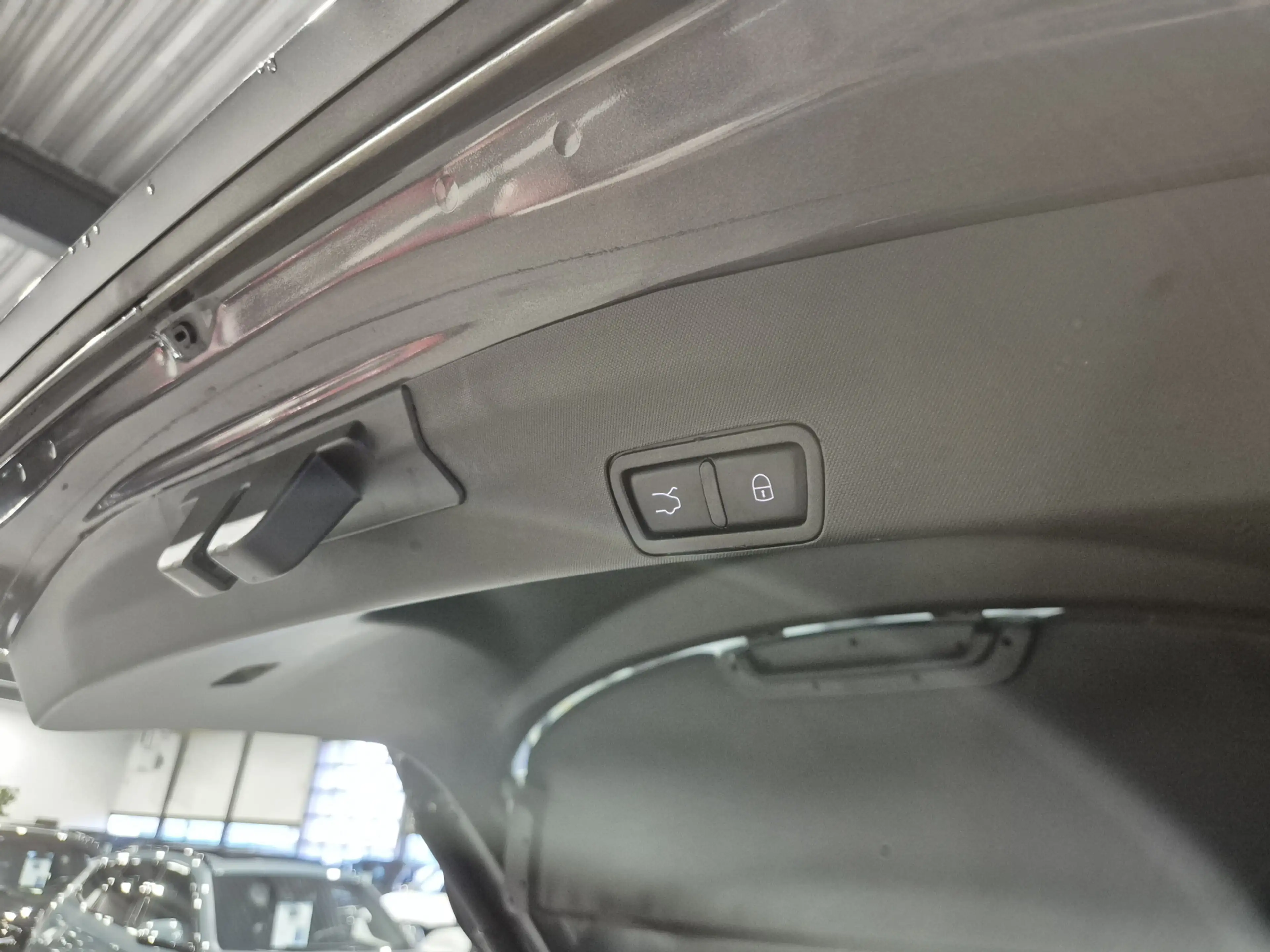 Alfa Romeo Stelvio 2.0 T AWD Veloce Panorama | Harman-Kardon | Camera — photo 34