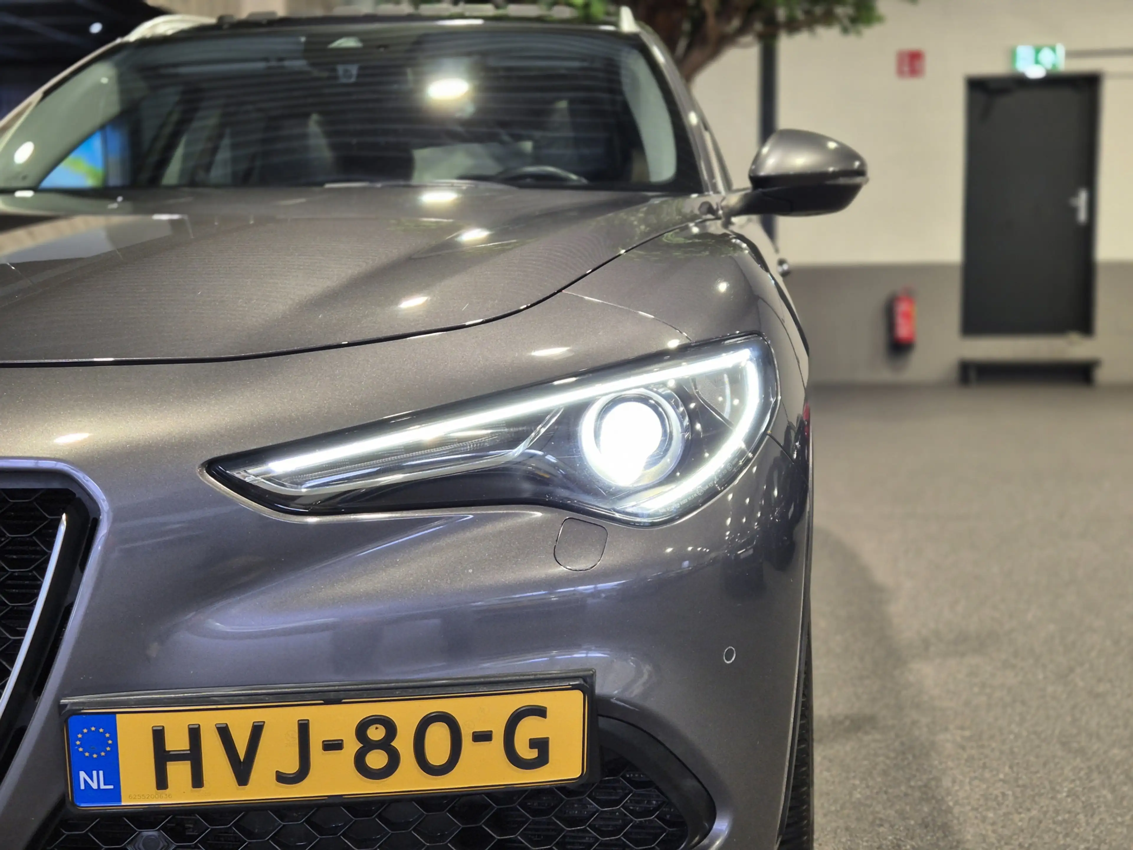 Alfa Romeo Stelvio 2.0 T AWD Veloce Panorama | Harman-Kardon | Camera — photo 21