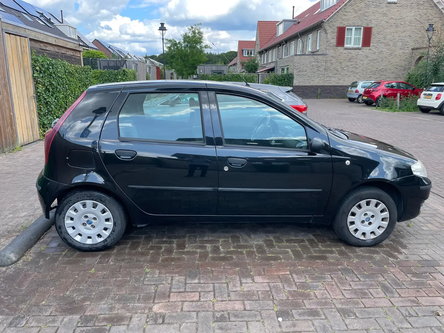 Fiat Punto 1.2 Classic Zwart - 2