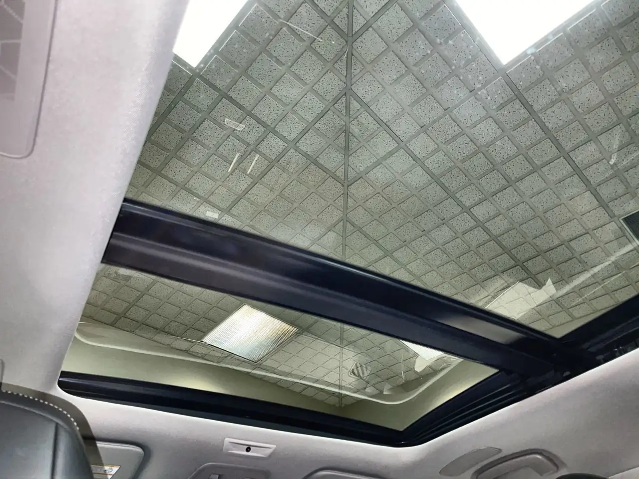 Infiniti QX80 снимка Infiniti QX80