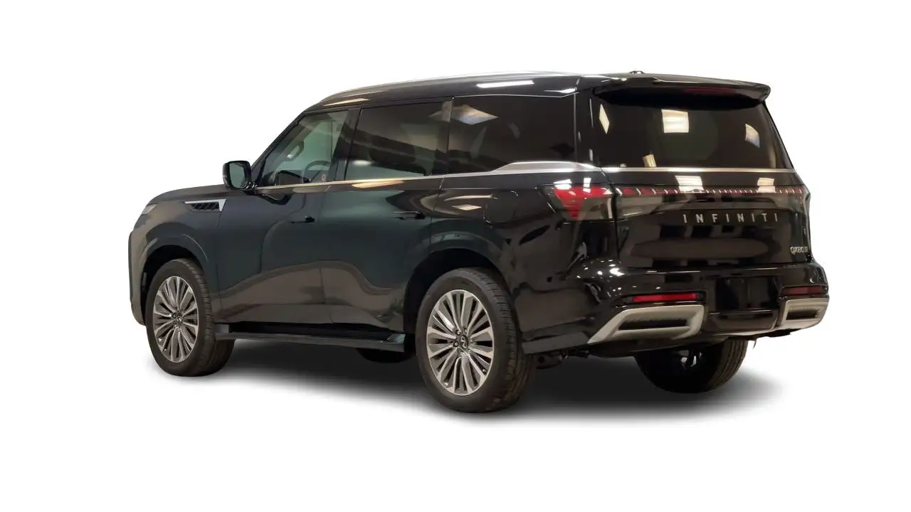 Infiniti QX80 снимка Infiniti QX80