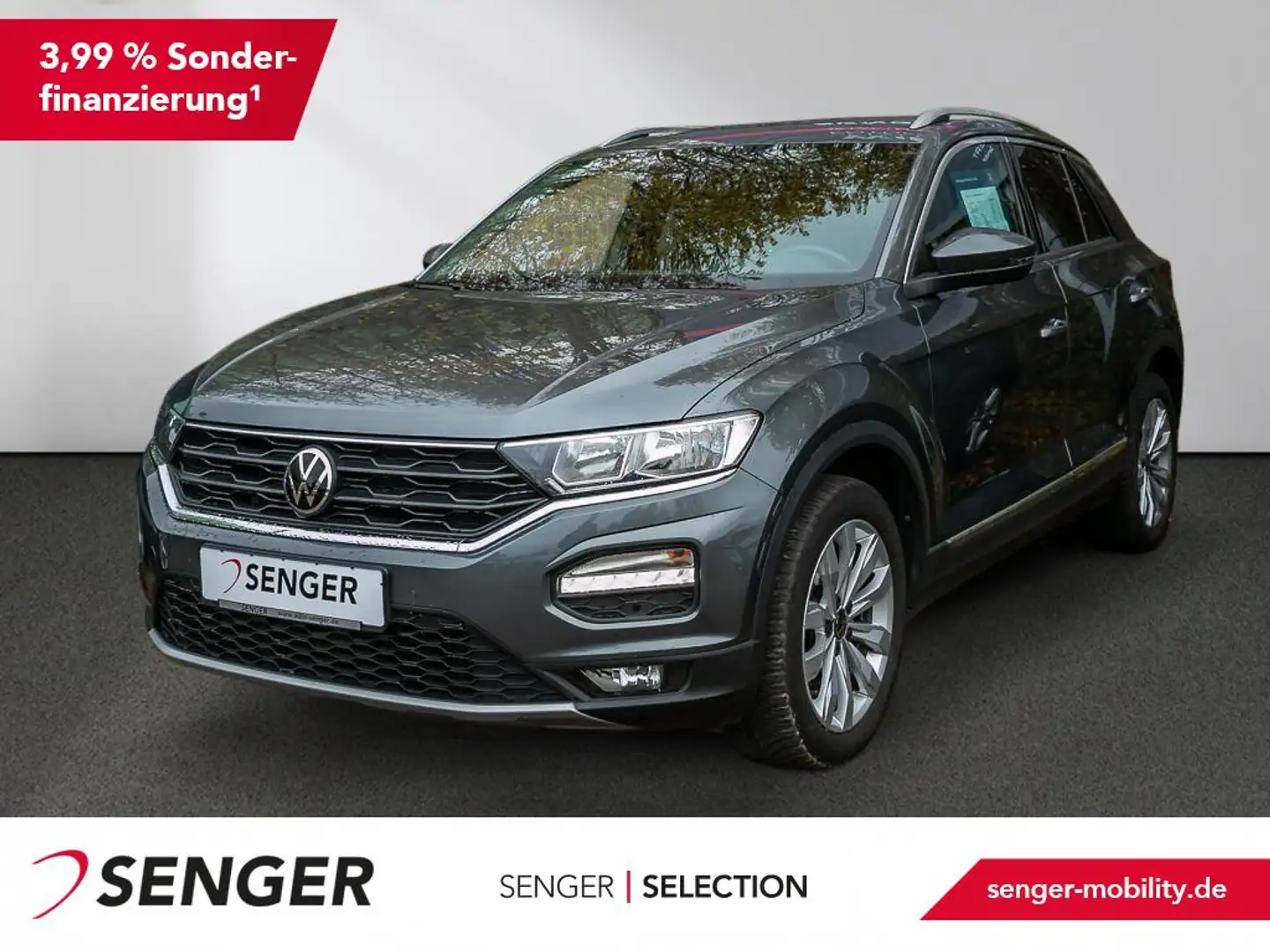 Volkswagen T-Roc 1.5 TSI Sport DSG Pano PDC App-Connect Grijs - 1