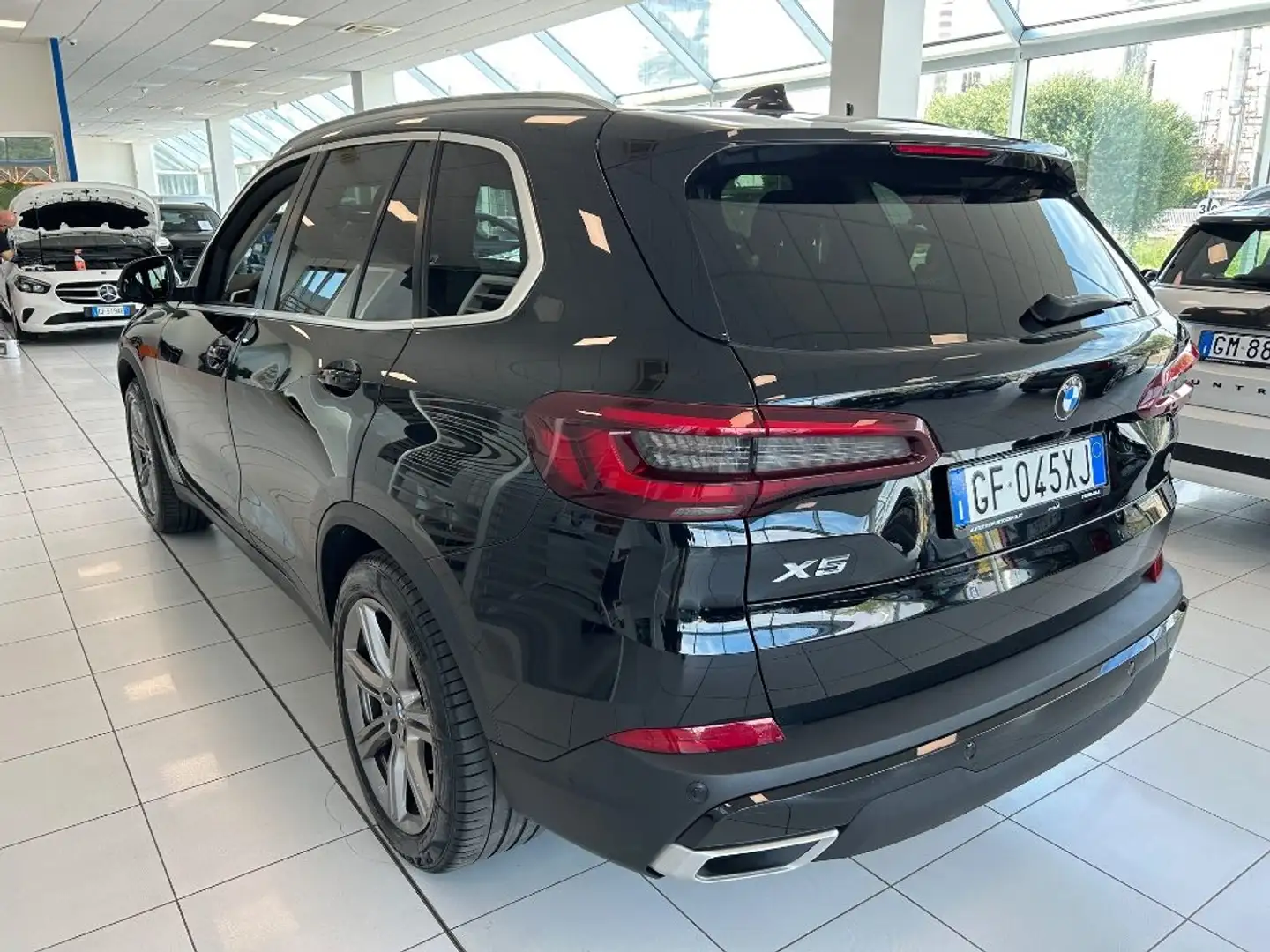 BMW X5 xDrive25d Business Auto Nero - 2