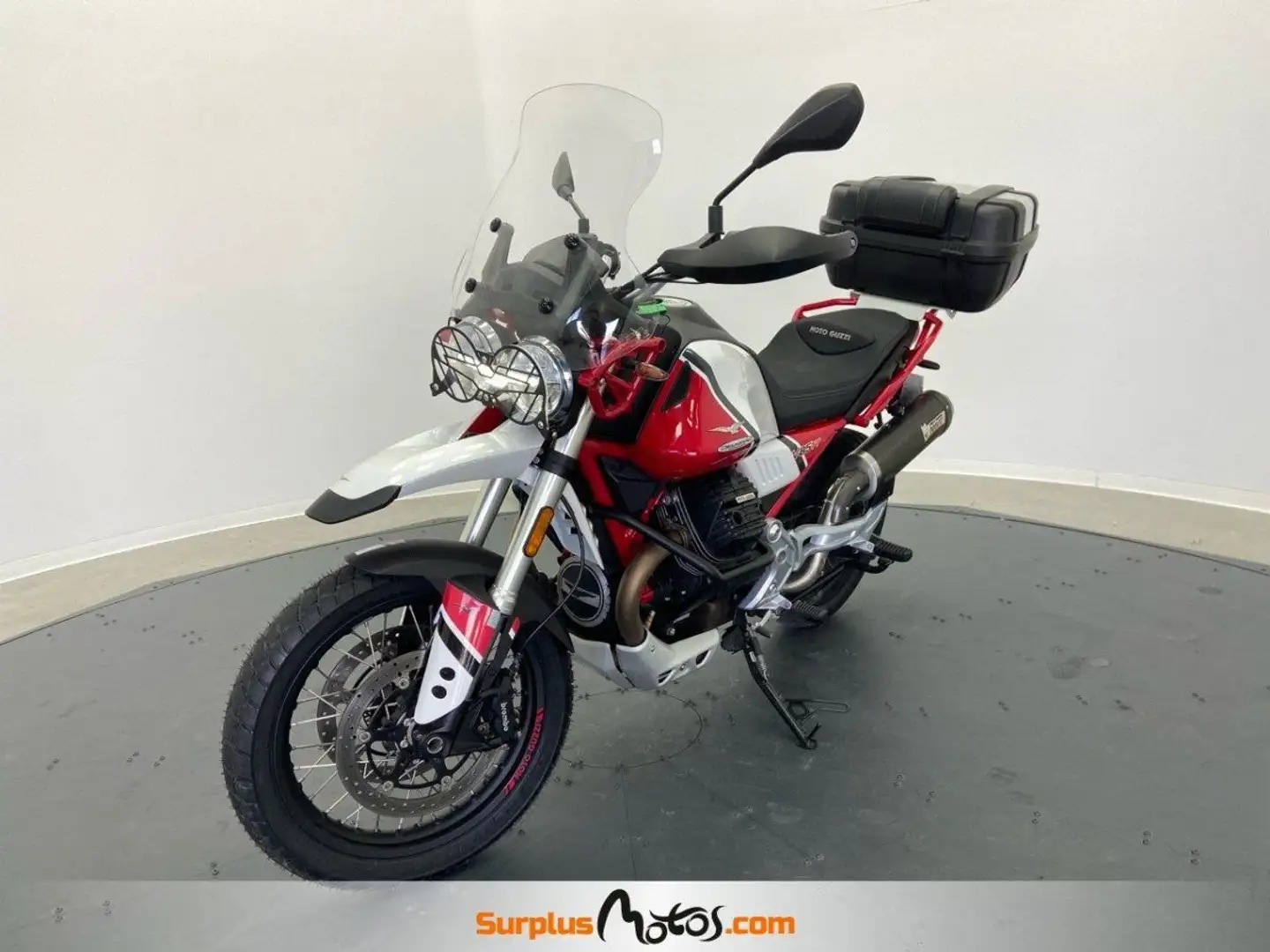 Moto Guzzi V 85 Rojo - 1