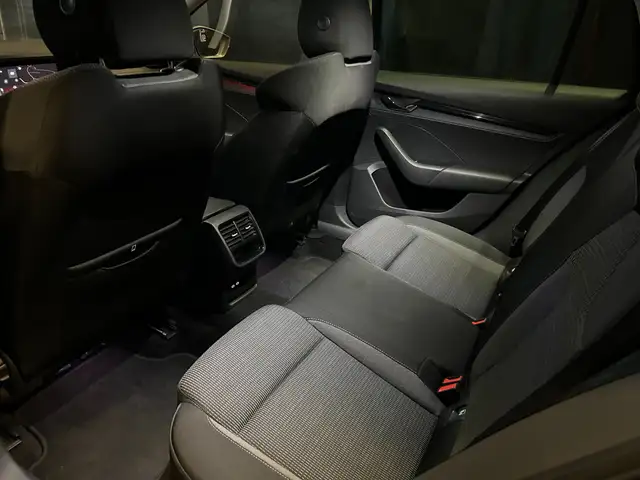 Skoda Octavia view 29