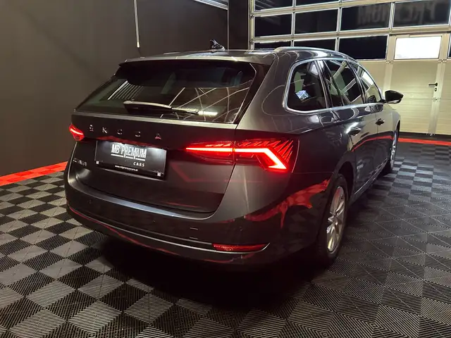Skoda Octavia view 16