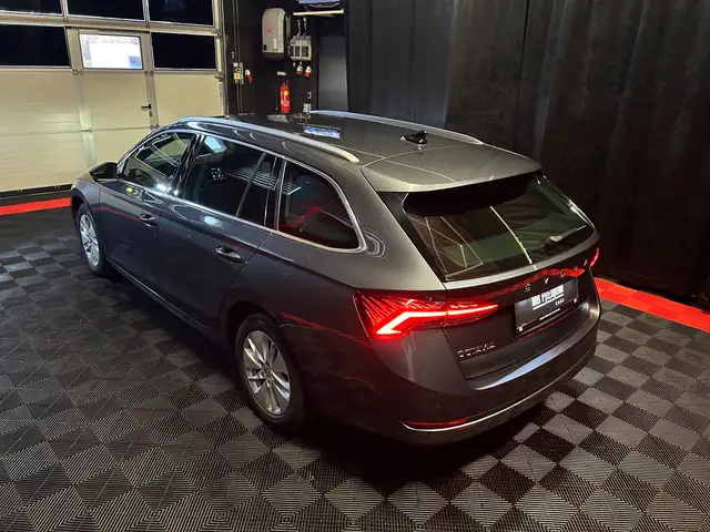Skoda Octavia view 10