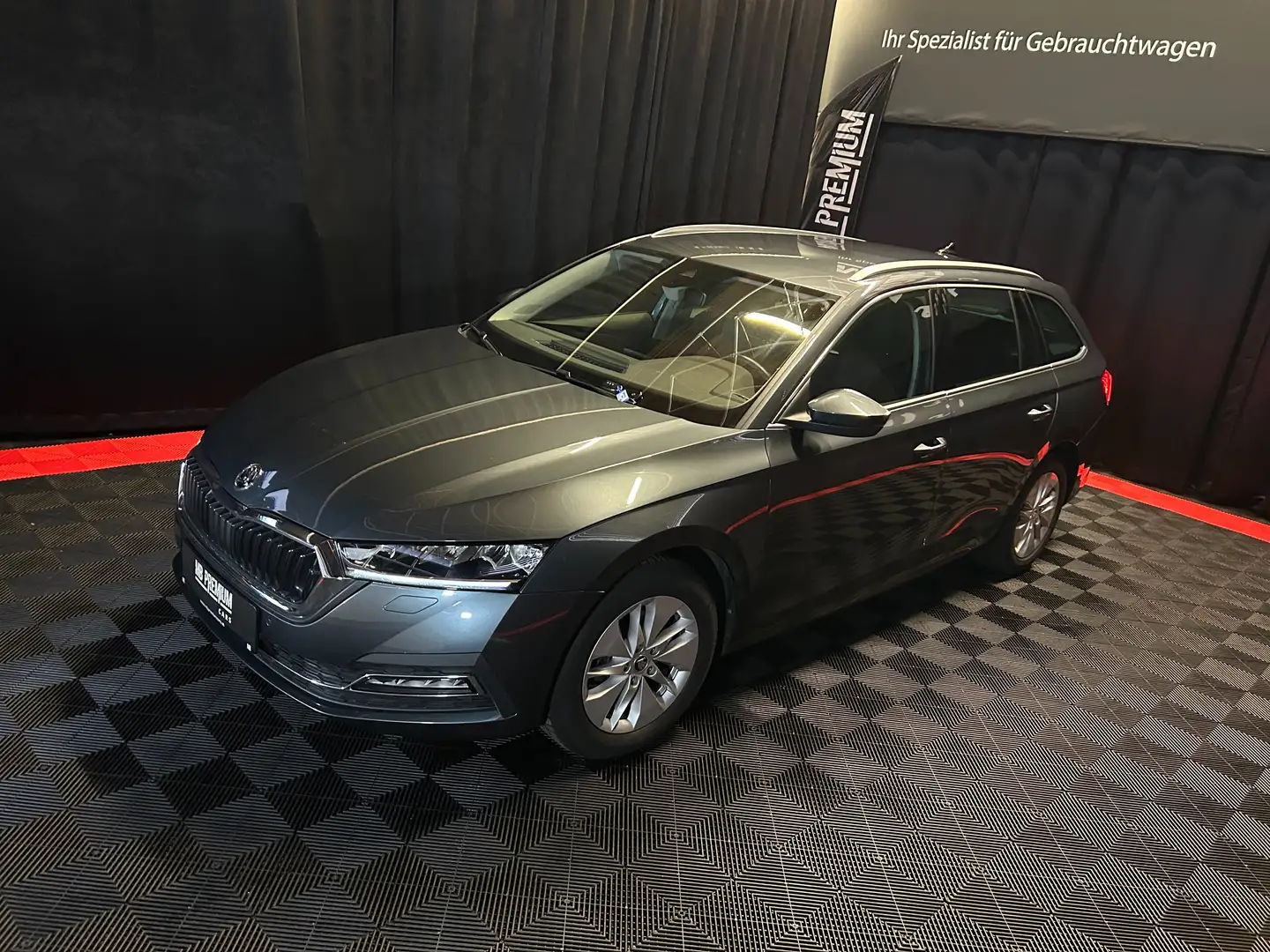 Skoda Octavia Ambition *LED*VIRTUAL*AHK* Grau - 1