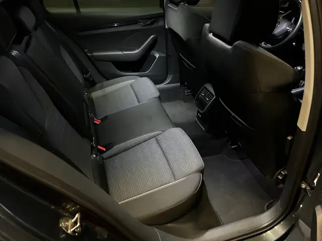 Skoda Octavia view 30