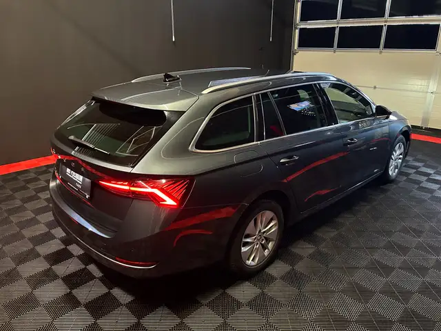 Skoda Octavia view 14