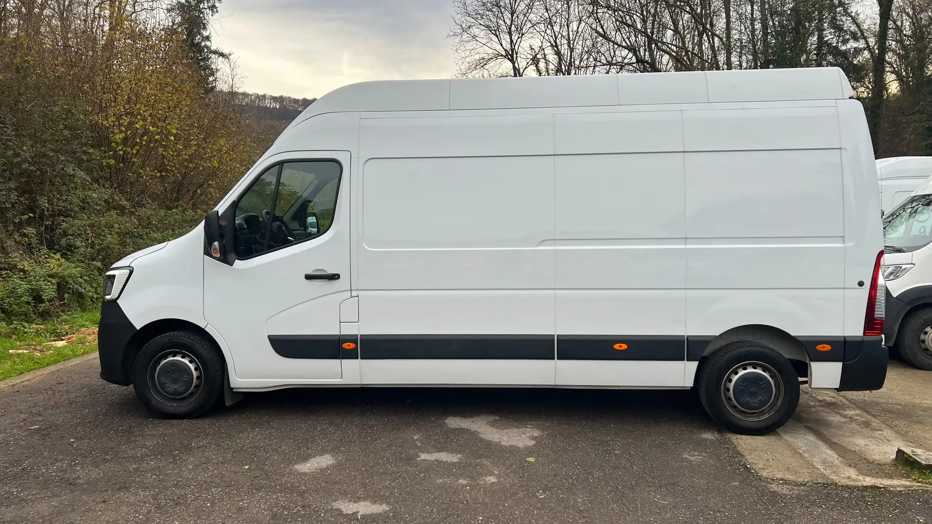 Renault Master Master ENERGY Blue dCi 150 L1H1 VA Basis Blanc - 1