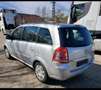 Opel Zafira - thumbnail 4