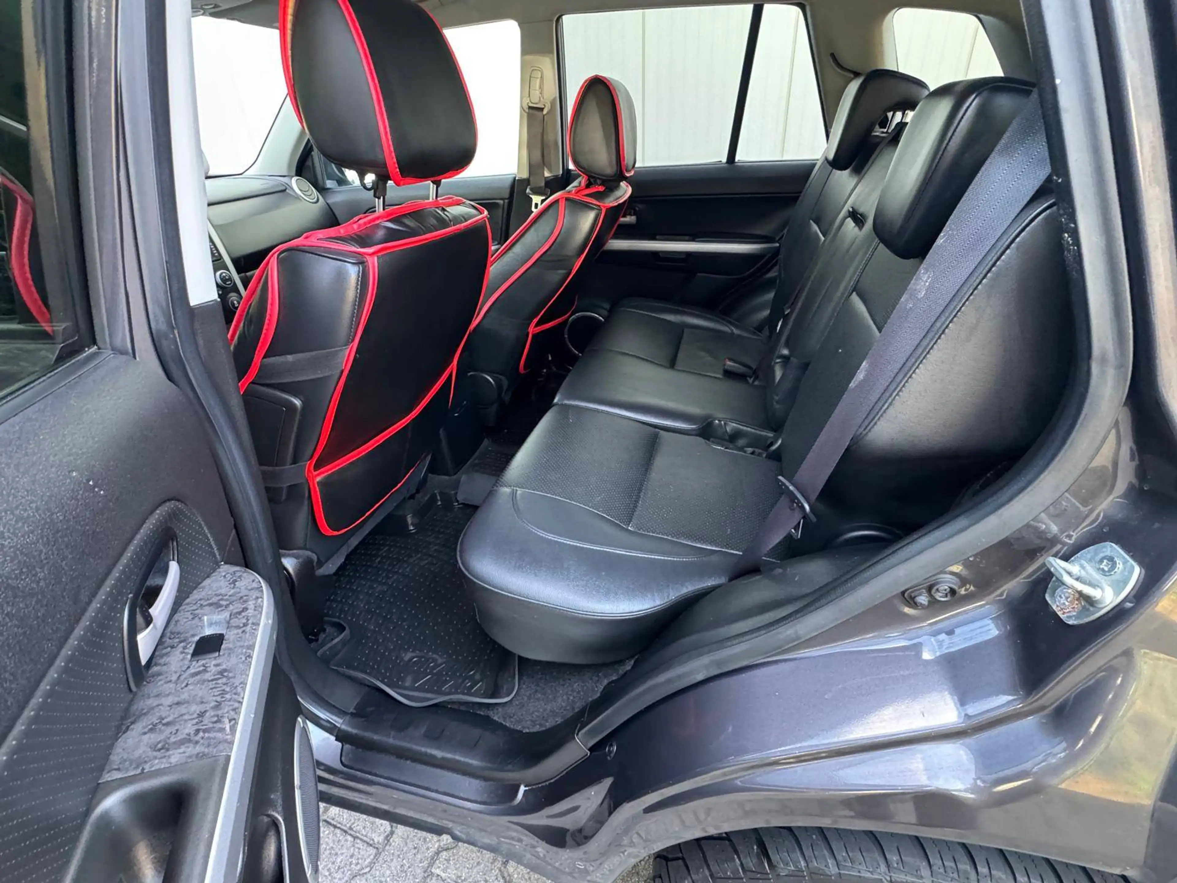 Suzuki Grand Vitara 1.9 DDIS X 30 Suzuki Grand Vitara 4x4 — photo 14
