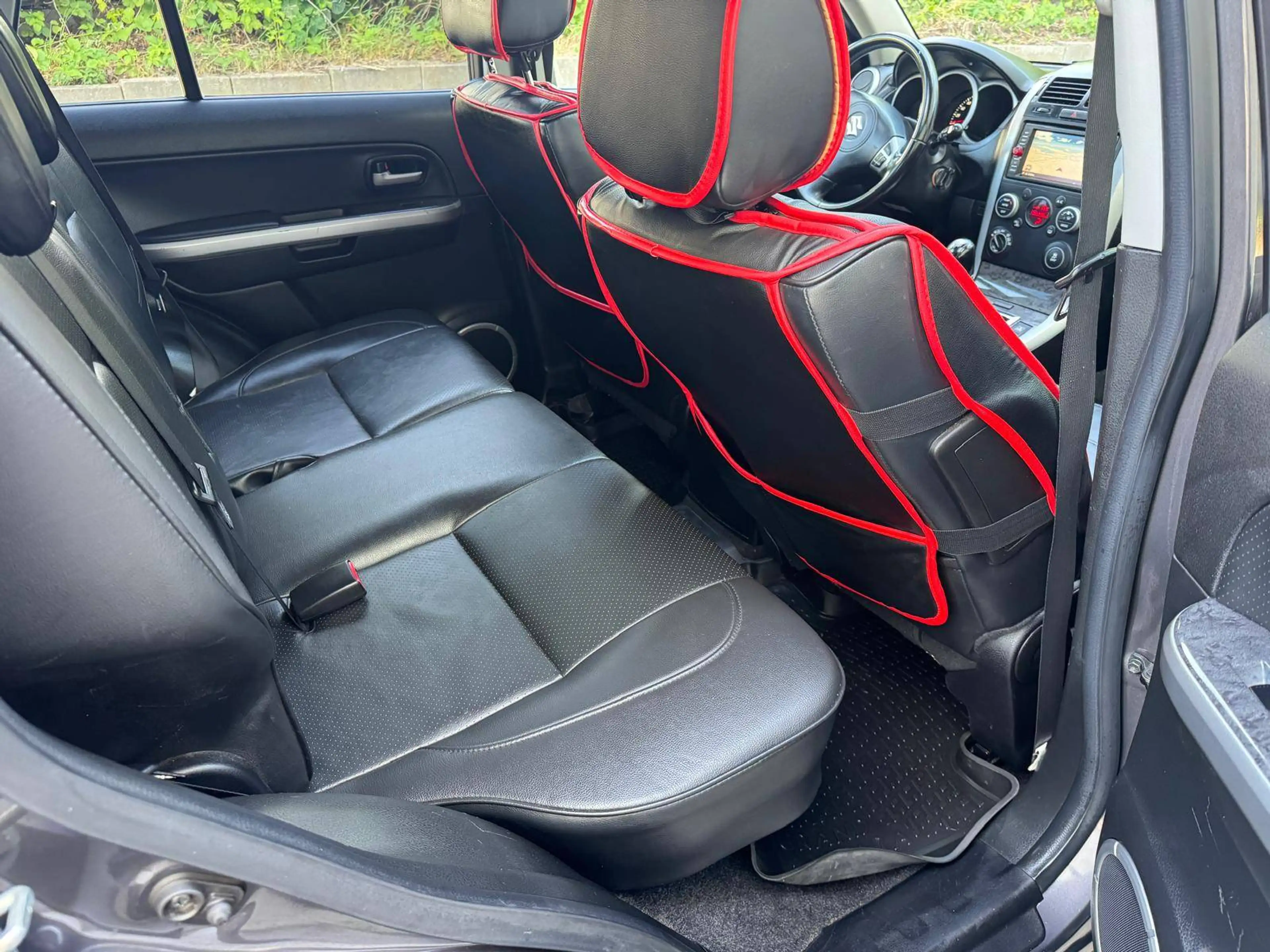 Suzuki Grand Vitara 1.9 DDIS X 30 Suzuki Grand Vitara 4x4 — photo 13