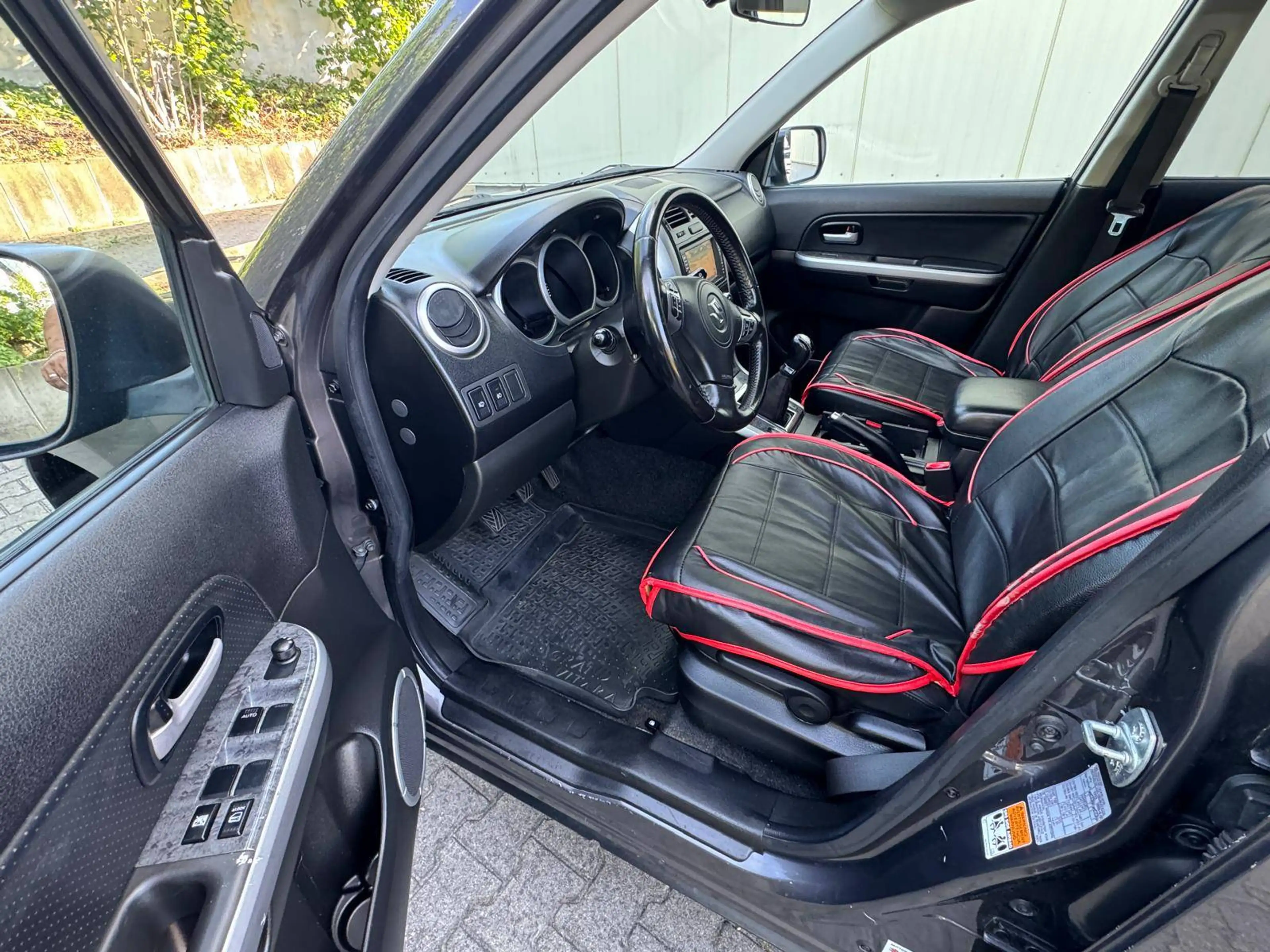 Suzuki Grand Vitara 1.9 DDIS X 30 Suzuki Grand Vitara 4x4 — photo 9