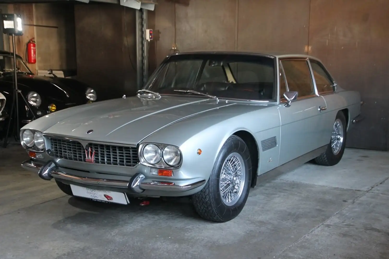 Maserati Mexico 4,7 / Motor neu aufgebaut! Plateado - 1