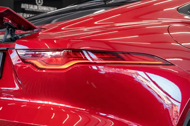 Jaguar F-Type view 8