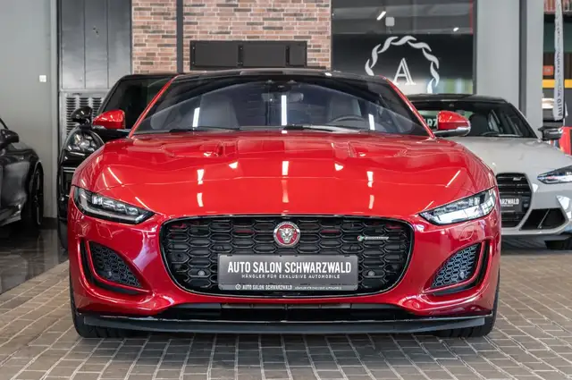 Jaguar F-Type view 5