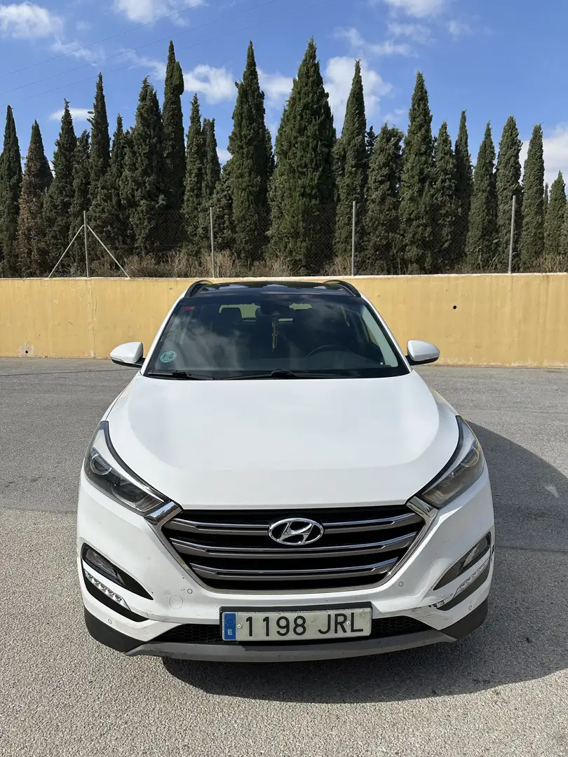 Hyundai TUCSON 9.000€ 1.7CRDI BD Tecno Safe 4x2 - 1