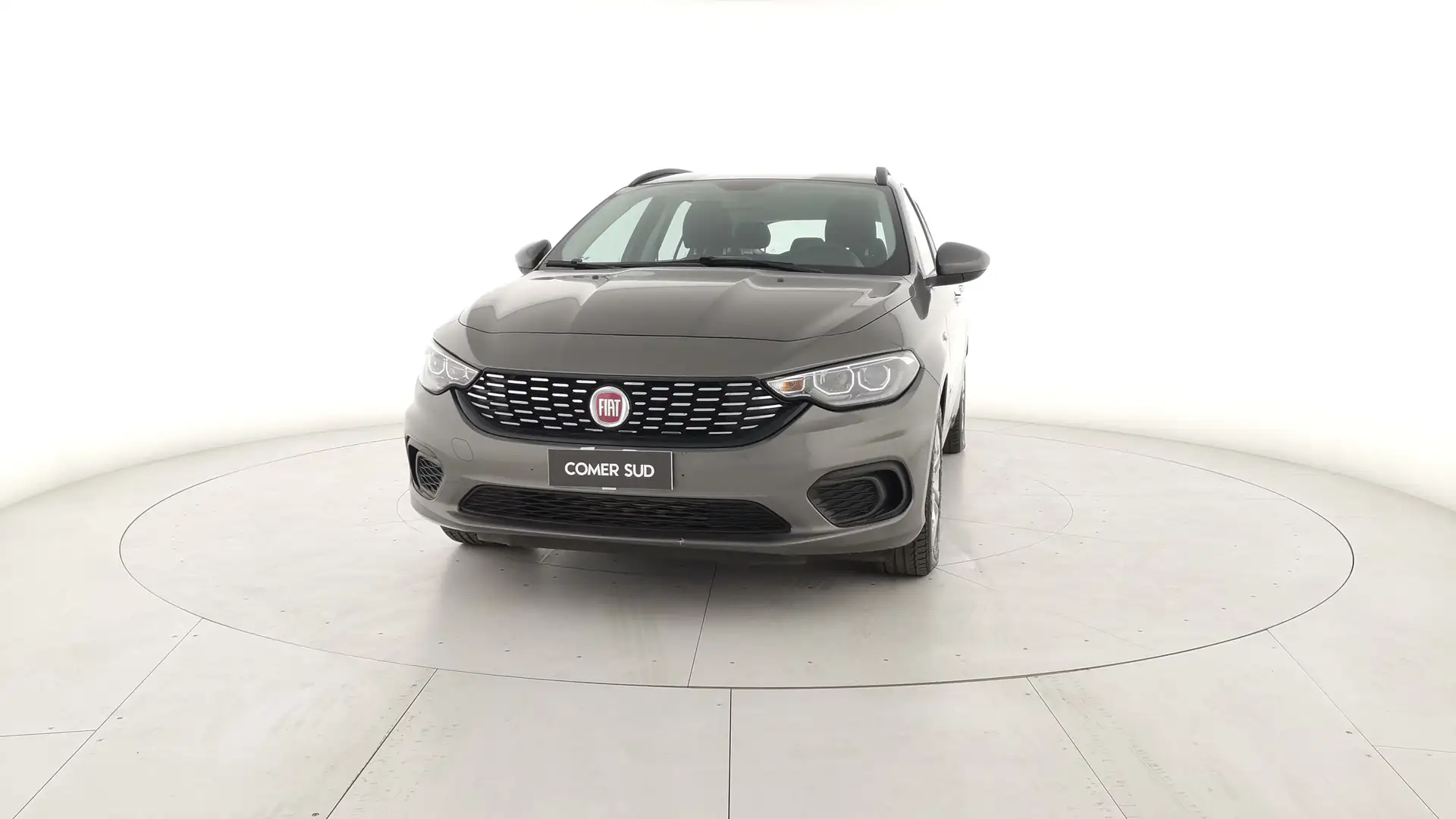 Fiat Tipo Station Wagon 1.3 Multijet Lounge Grau - 1