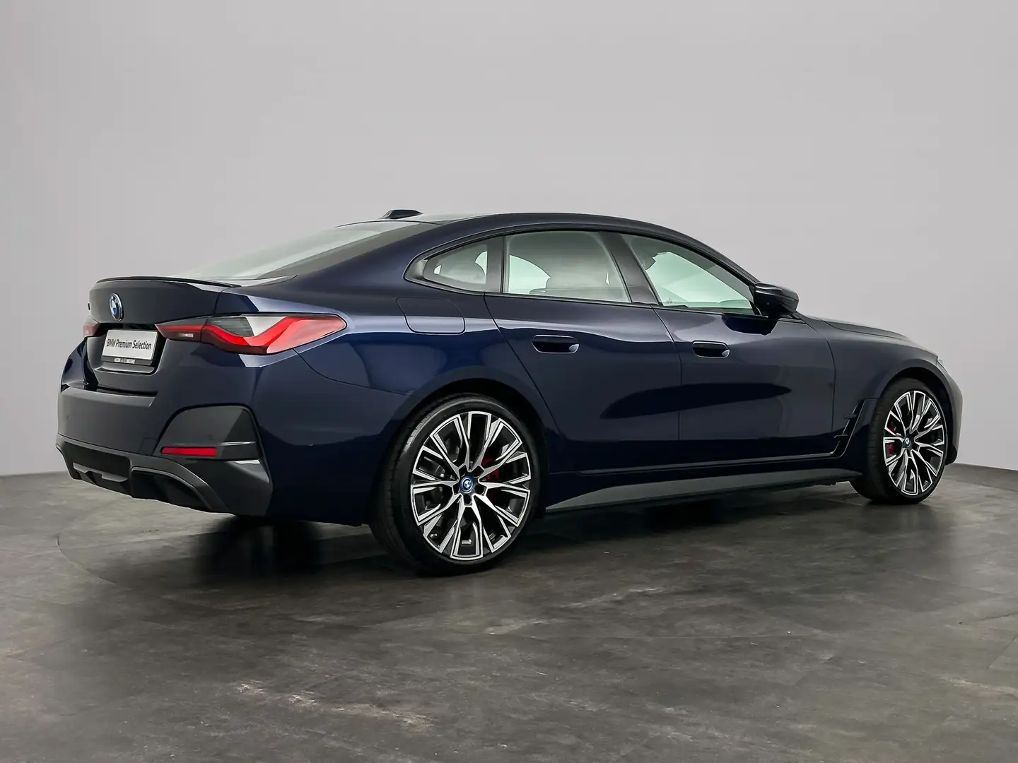 BMW i4 eDrive40 High Executive 84 kWh | M Sportpakket Pro Blau - 2