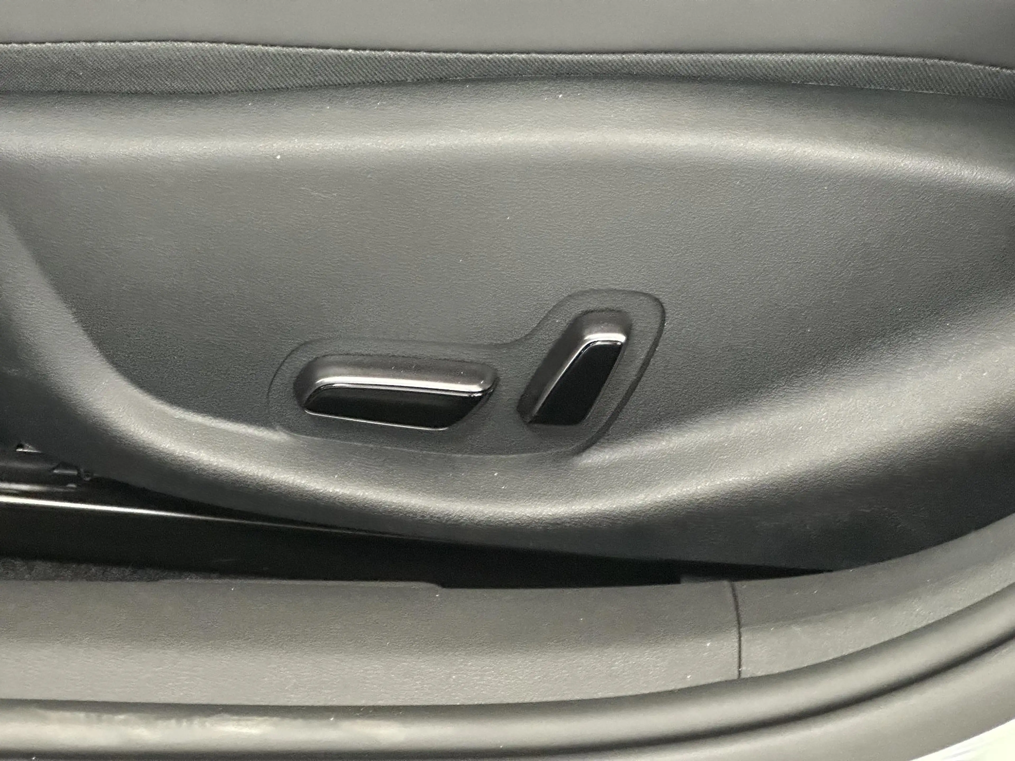 BYD Seal Limited Edition RWD 61.4 kWh Lage km-stand | Panor — photo 27