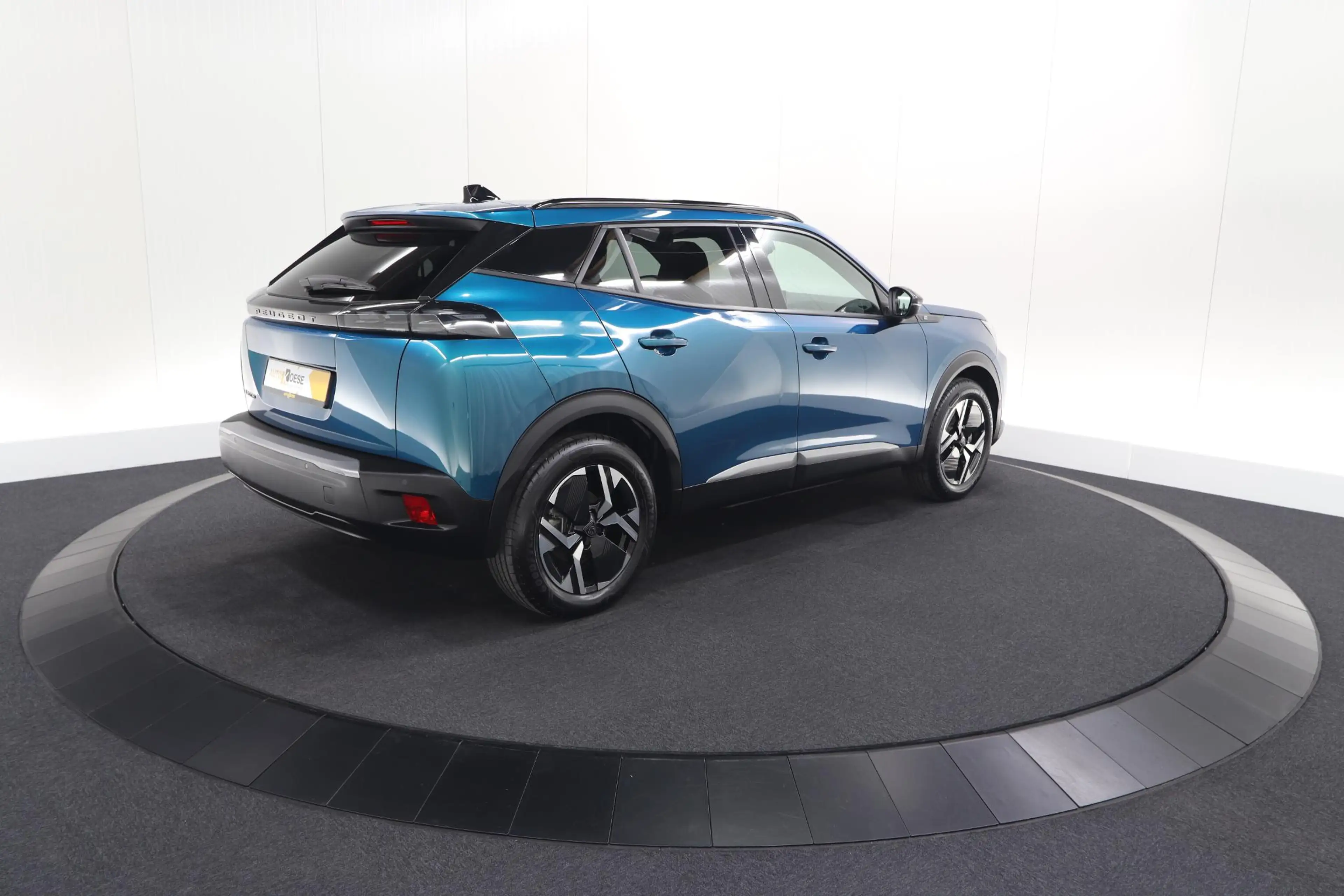Peugeot e-2008 EV Allure Avantage 54 kWh | SOH 97,7% | 11 KW Lade — photo 13