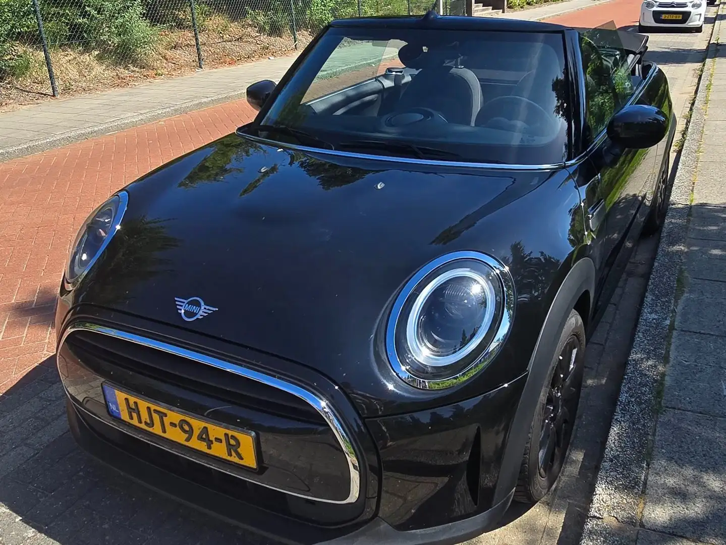 MINI One One 1.5 JCW Zwart - 1