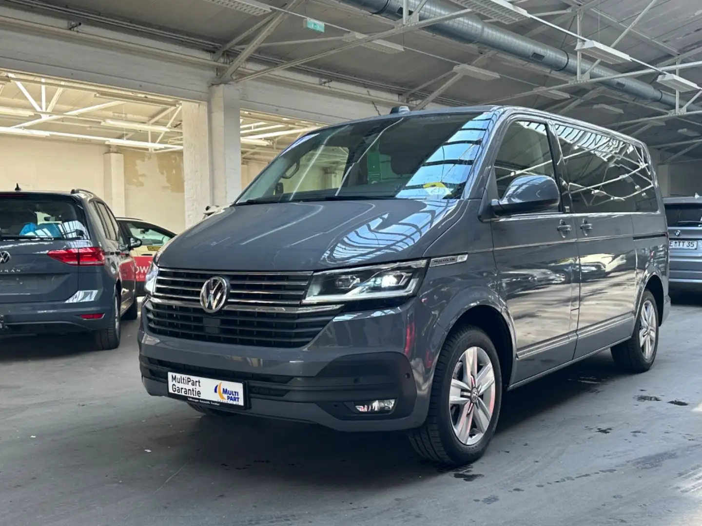 Volkswagen T6 Multivan T6.1 MULTIVAN/DSG/GEN-SIX/VIRT-COC/ACC/LED/STHZG Серый - 1