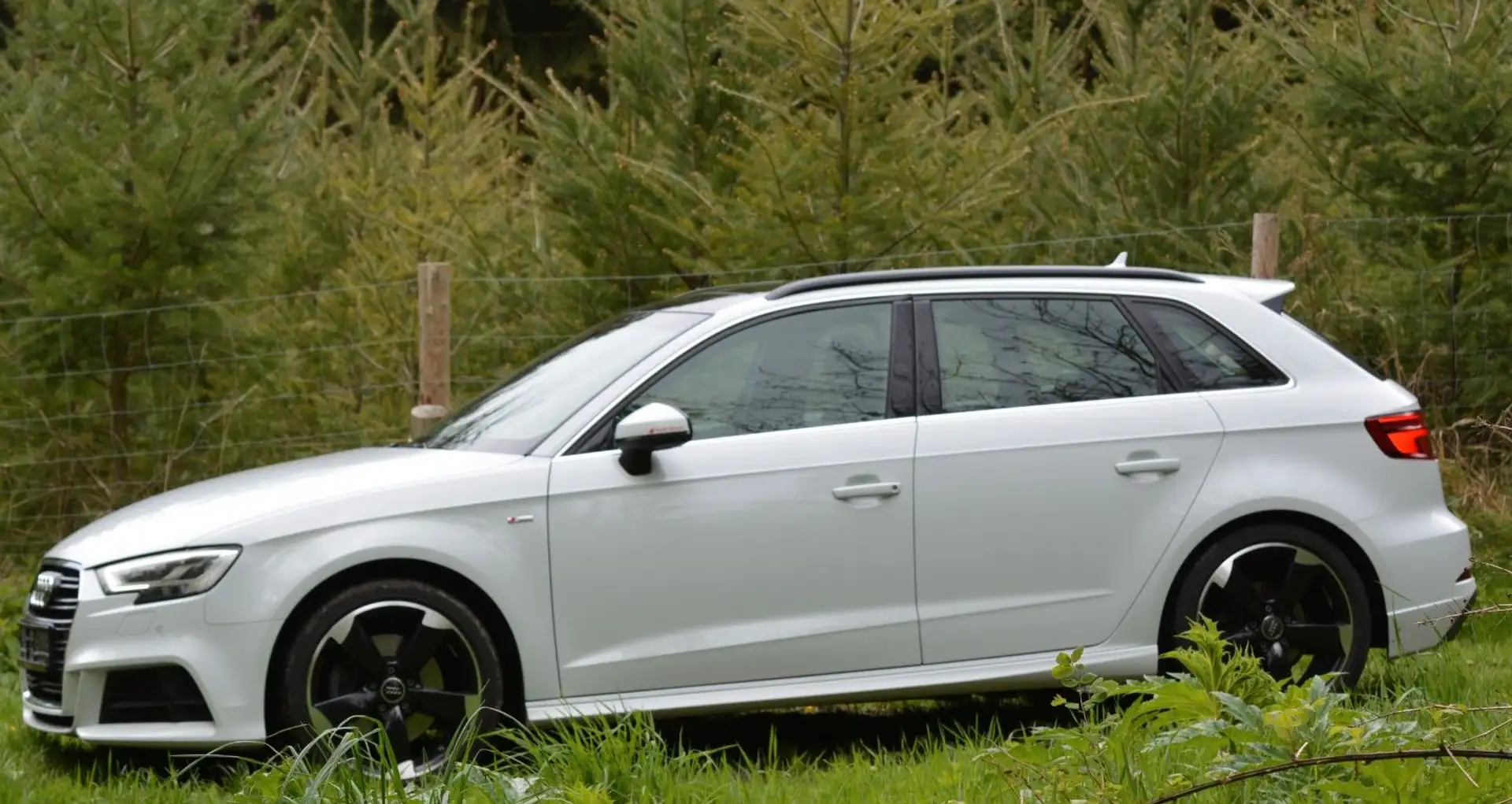 Audi A3 Sportback quattro sport Blanc - 2