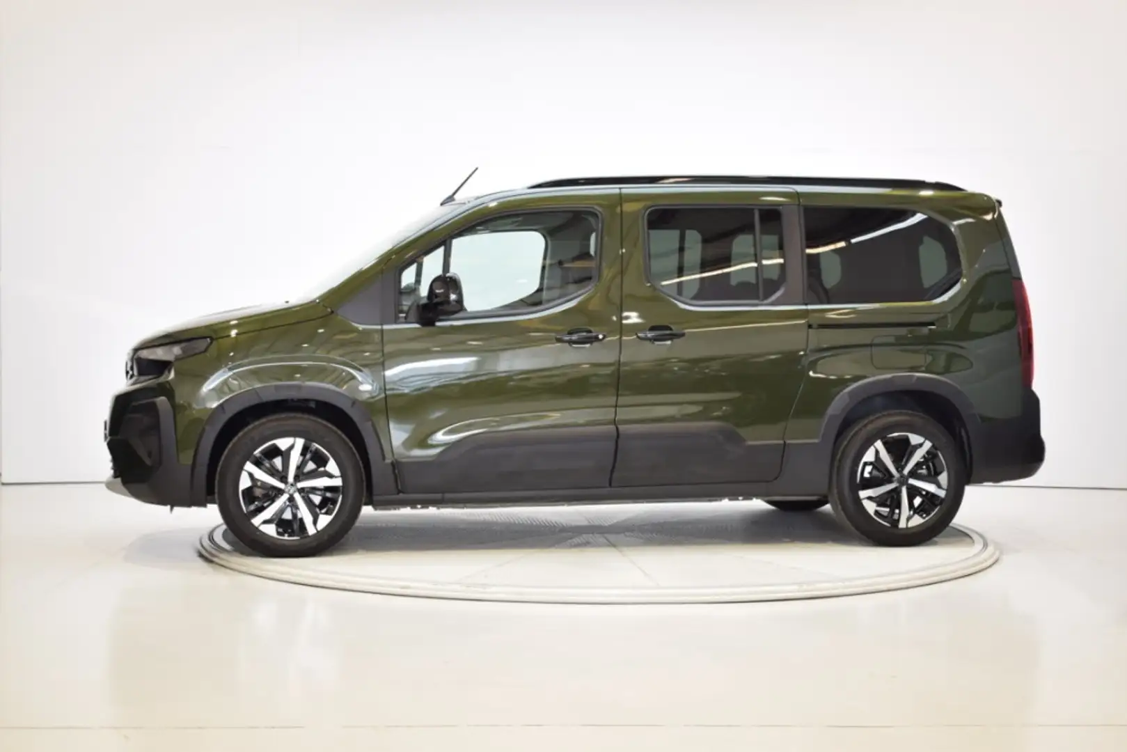 Peugeot Rifter 1.5BlueHDi S&S Long GT 130 EAT8 Verde - 2