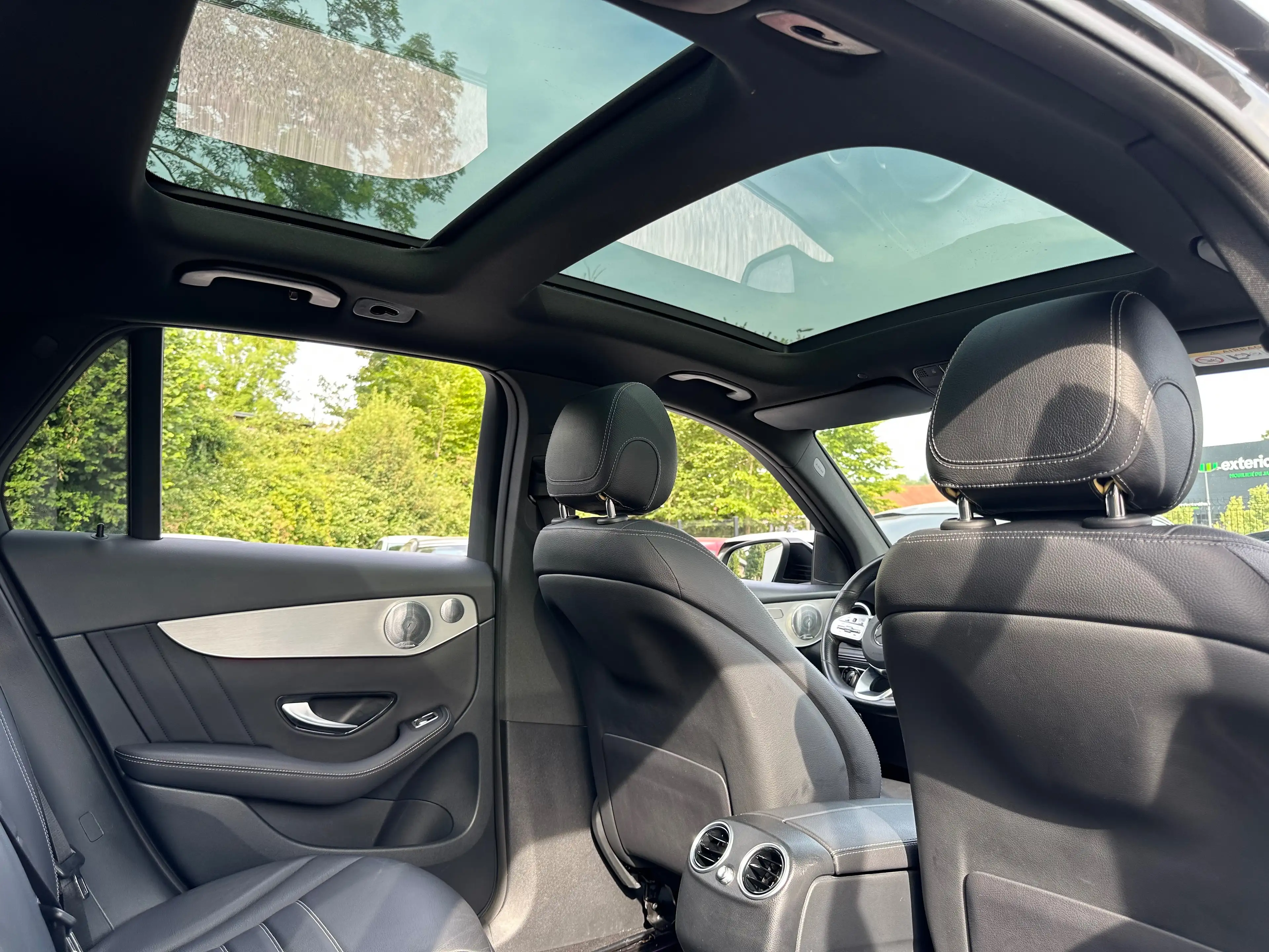 Mercedes-Benz GLC 200 2.0 4MATIC*FULLOPTION* AMG *PANO*BURMESTER*CAM 360°*AMBIENT LIGHT*1ER PROP* — photo 22