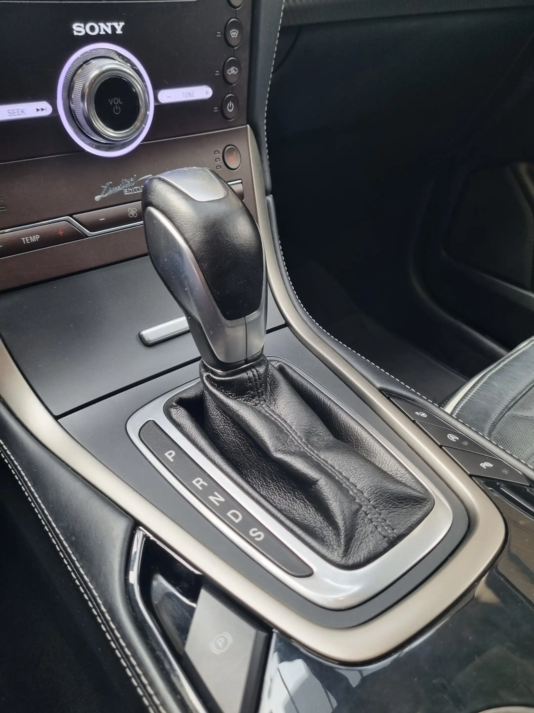 Ford S-Max 2.0 TDCi Bi-Turbo Vignale Automatik "7-Sitzer" — photo 10