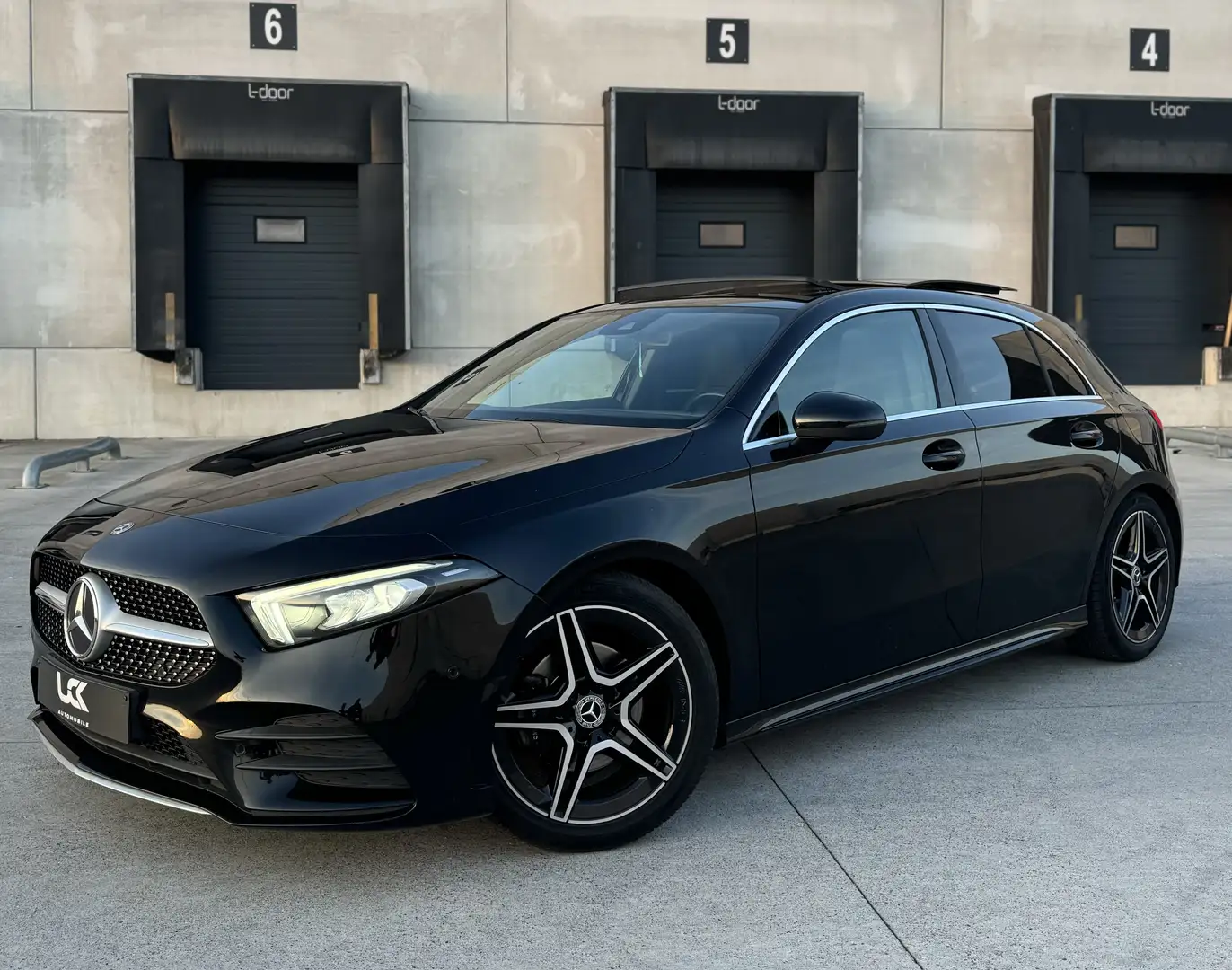 Mercedes-Benz A 180 AMG Line // entretien complet // 1 propriétaire - 1