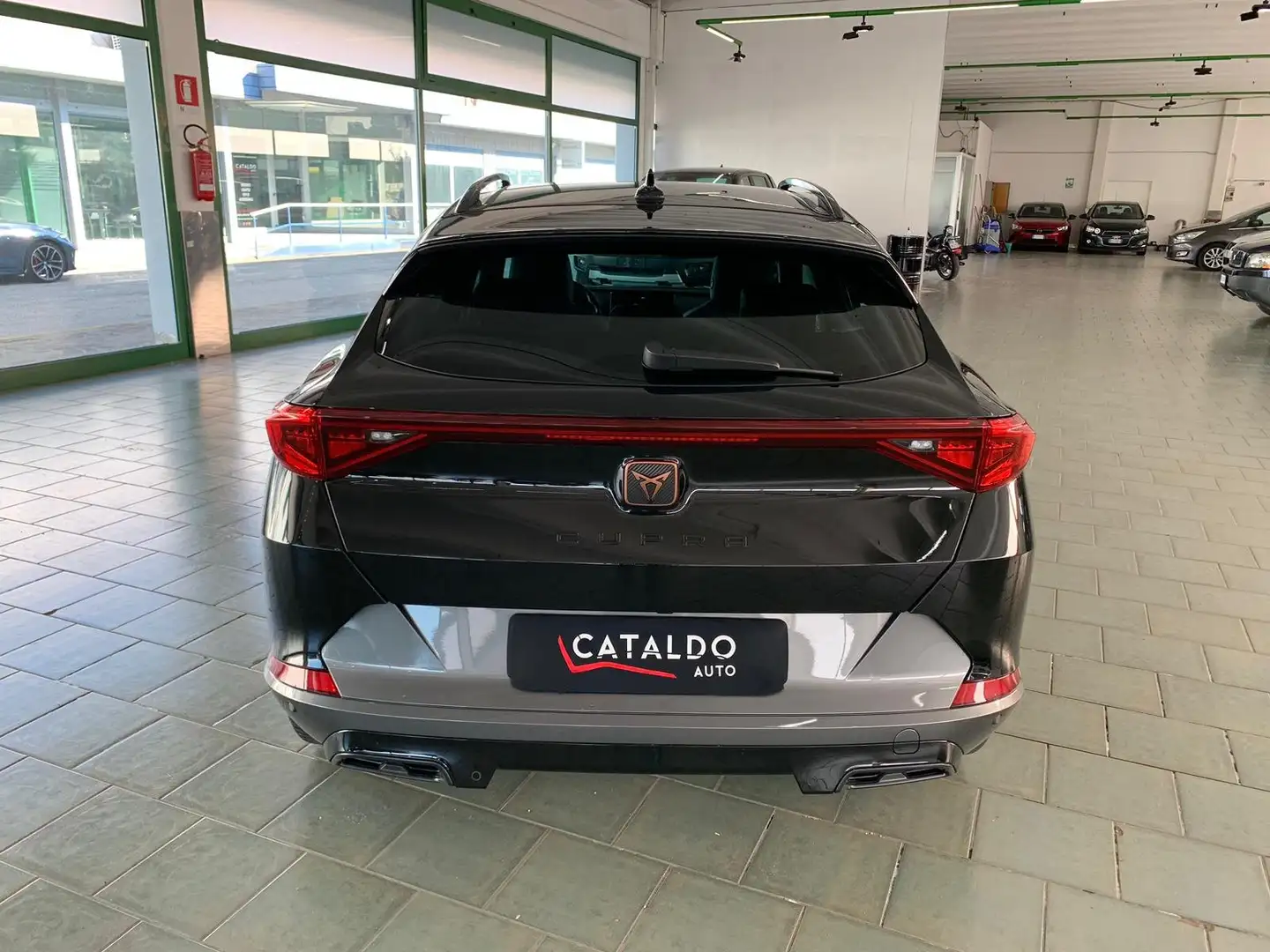 CUPRA Formentor Formentor 1.5 tsi 150cv dsg Schwarz - 2