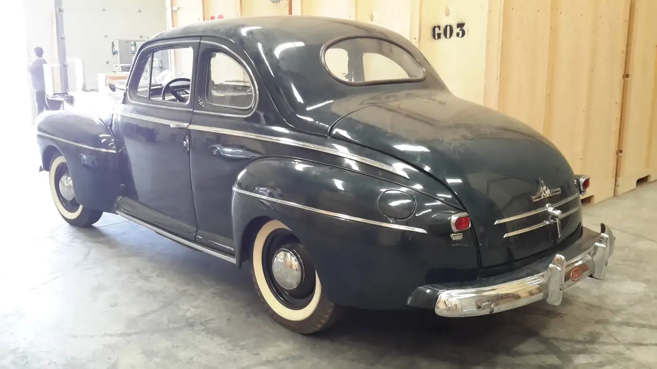 Ford Coupé Deluxe, foto 2