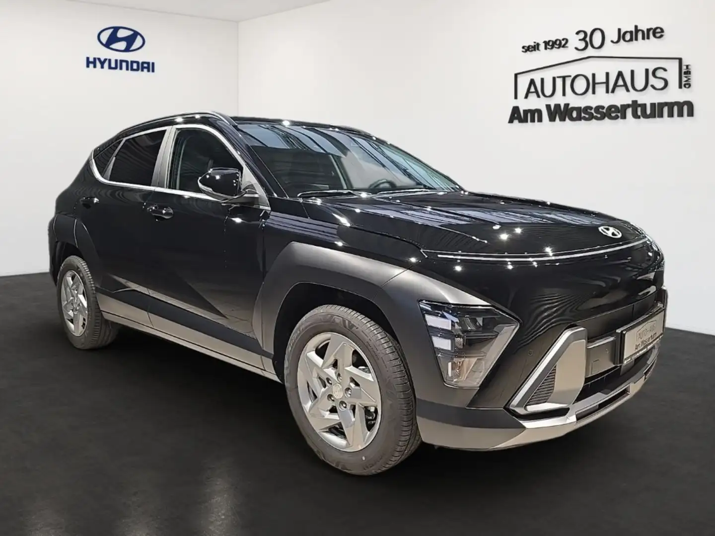 Hyundai KONA SX2 (MY25) 1.6 T-GDI  6-MT 2WD Trend el. Heckklapp Schwarz - 2