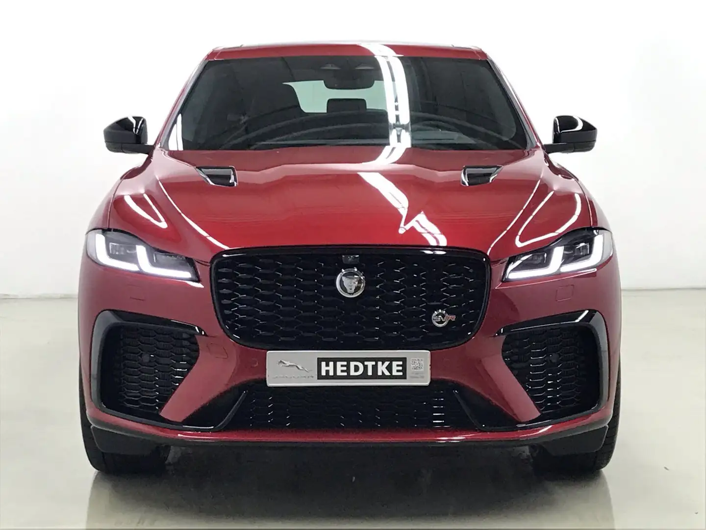 Jaguar F-Pace F-PACE P550 AWD SVR 22" +PANORAMA* 25% Nachlass Rouge - 2