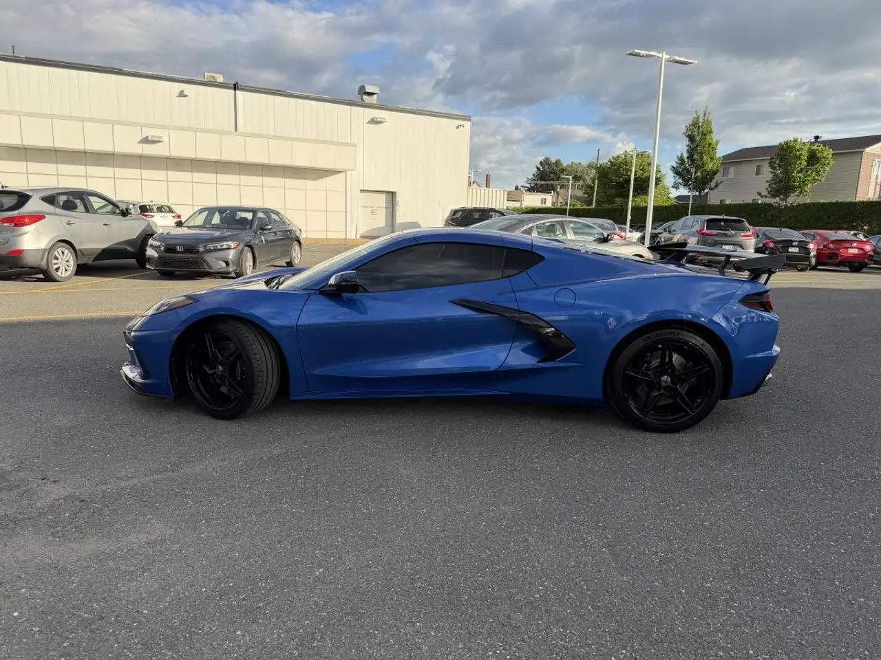 Chevrolet Corvette снимка Chevrolet Corvette