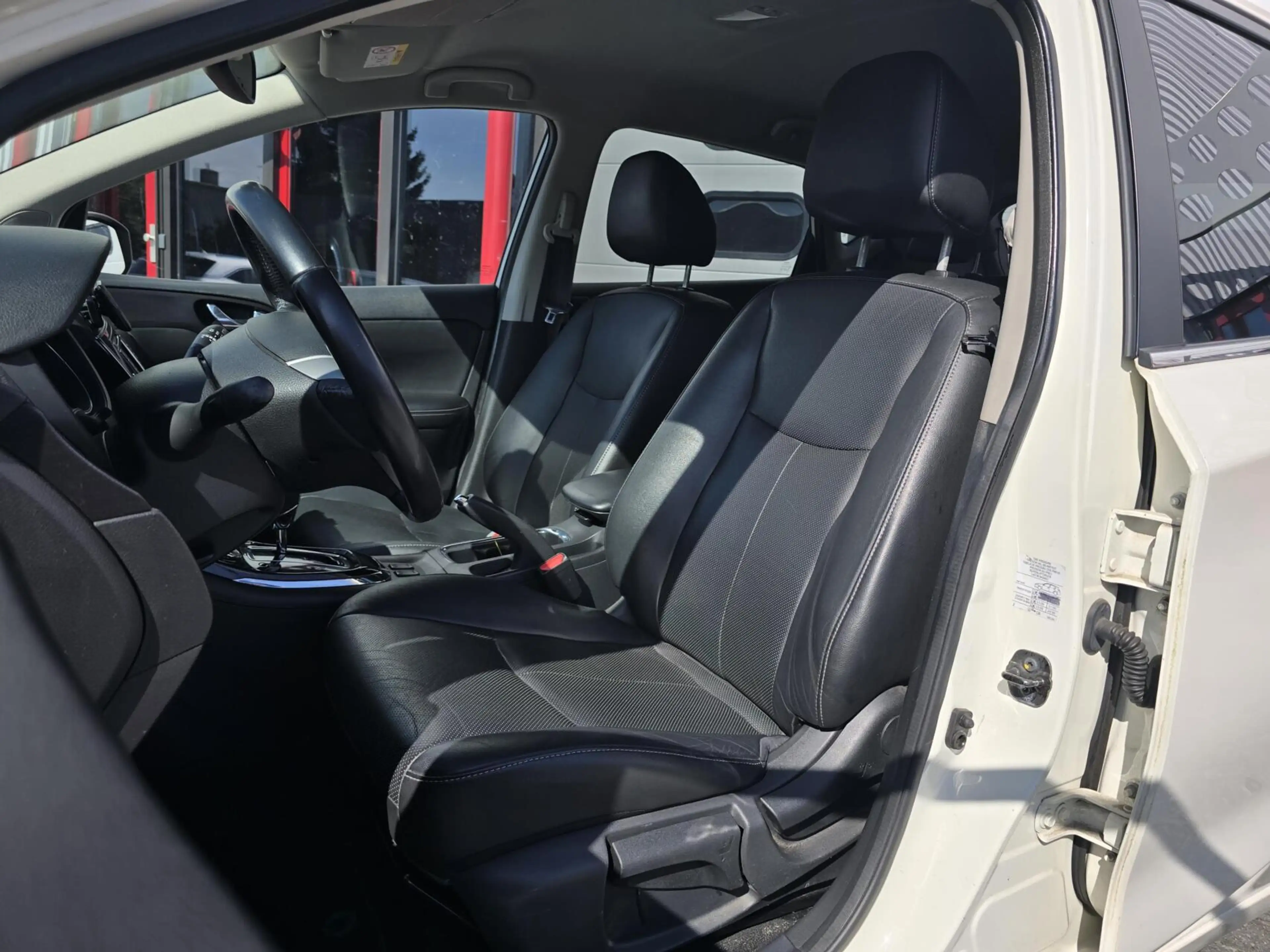 Nissan Pulsar 1.2 DIG-T Tekna Automaat Navi/360 cam/Trekhaak — photo 4
