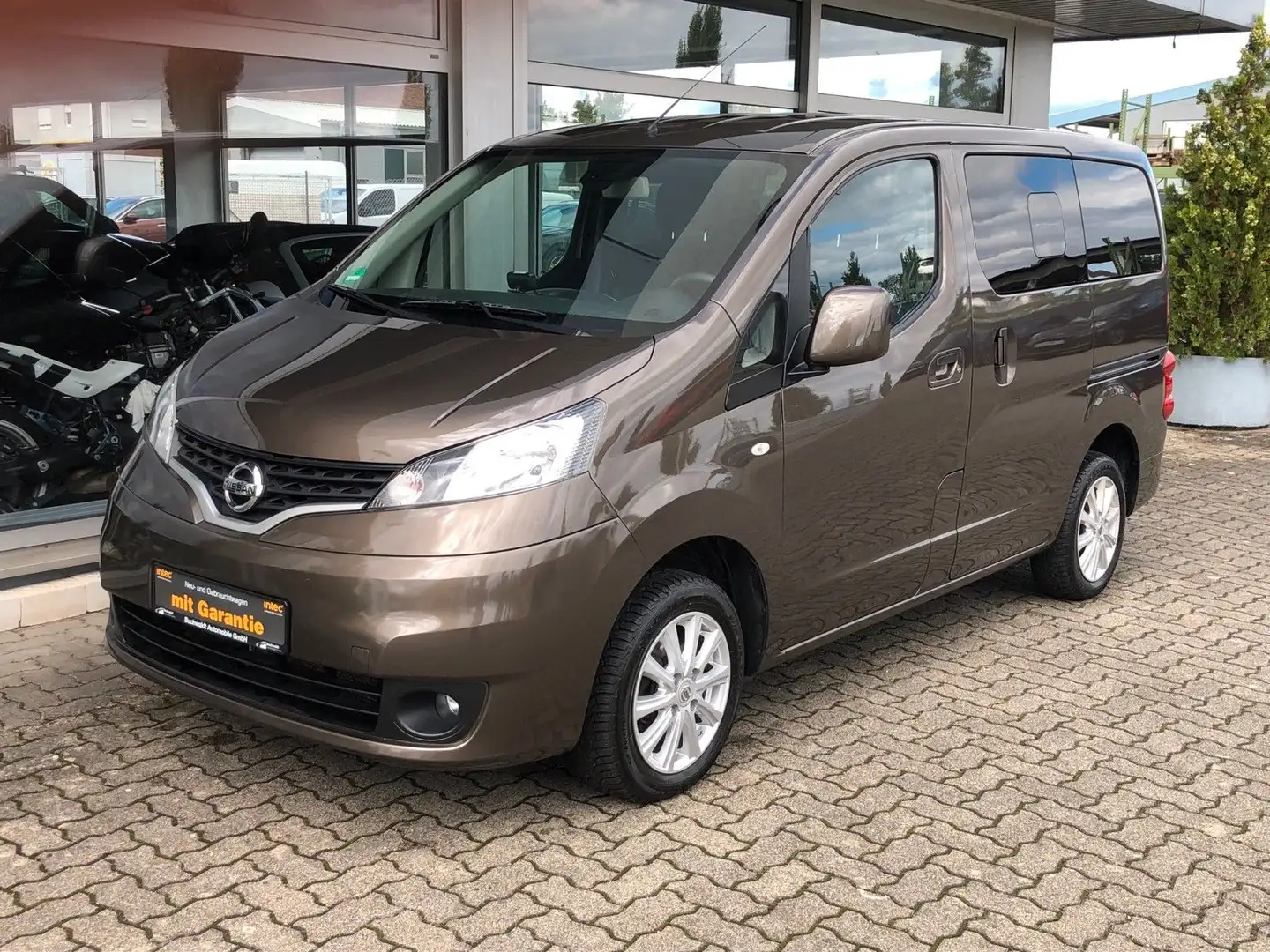 Nissan NV200 1.5 dCi Evalia Tekna 7Sitzer Euro 6 6-Gang - 1