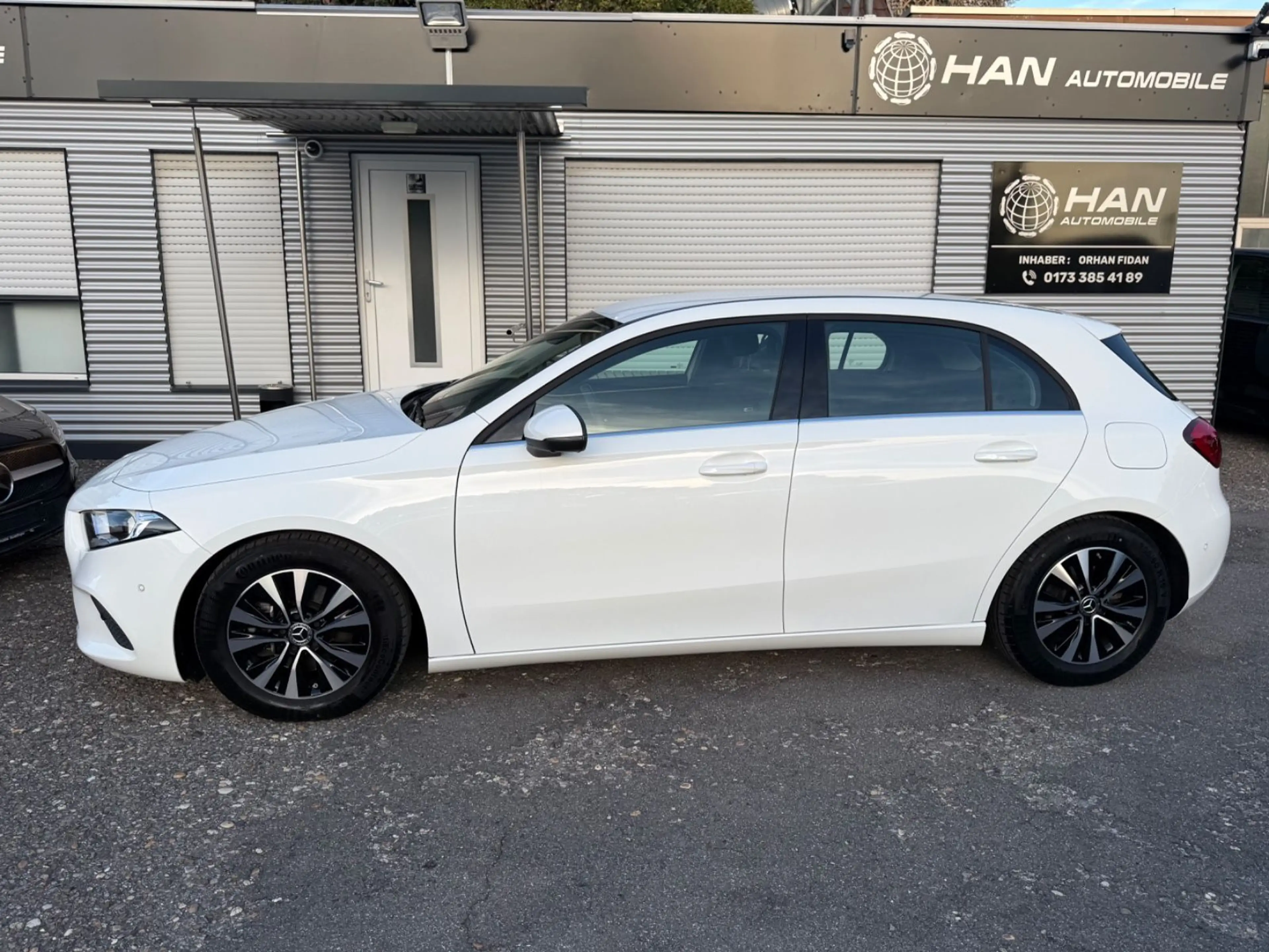 Mercedes-Benz A 200 d