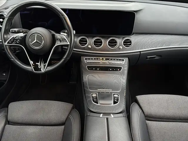 Mercedes-Benz E-Class view 15
