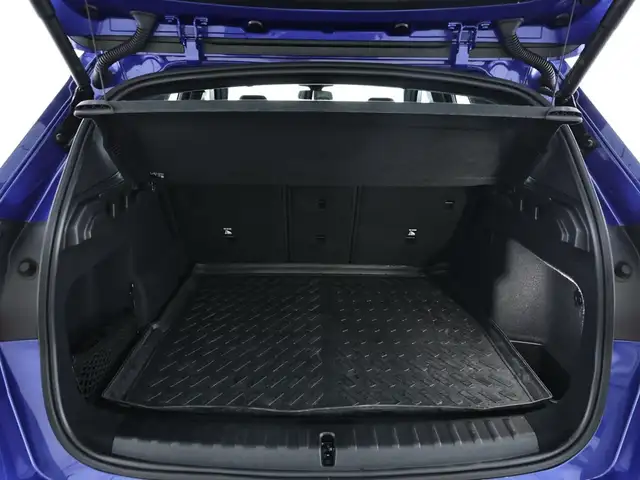 BMW Ix1 view 6