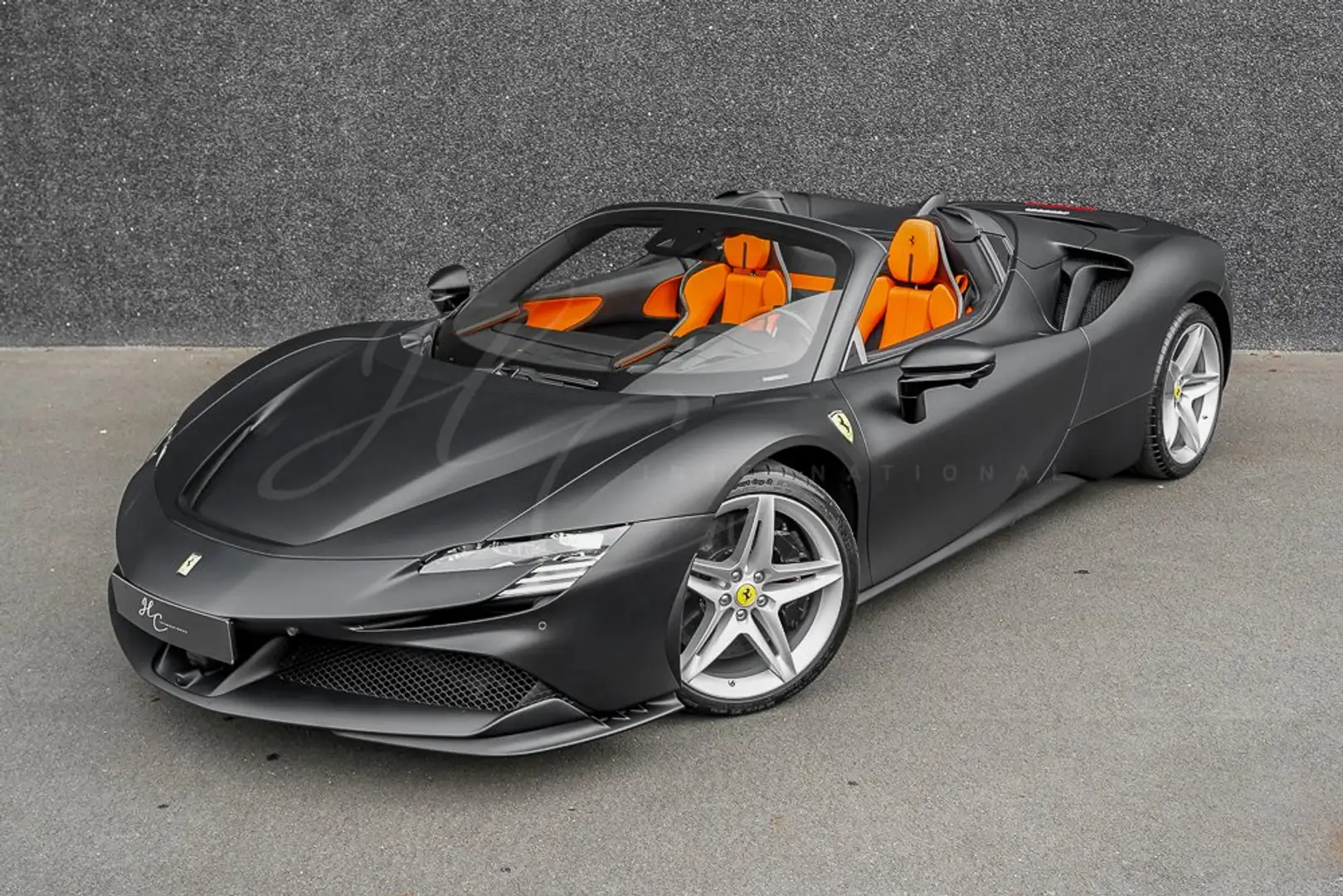 Ferrari SF90 Spider NEW SF90 SPIDER WITHOUT REGISTRATION+MANDARINO Zwart - 2
